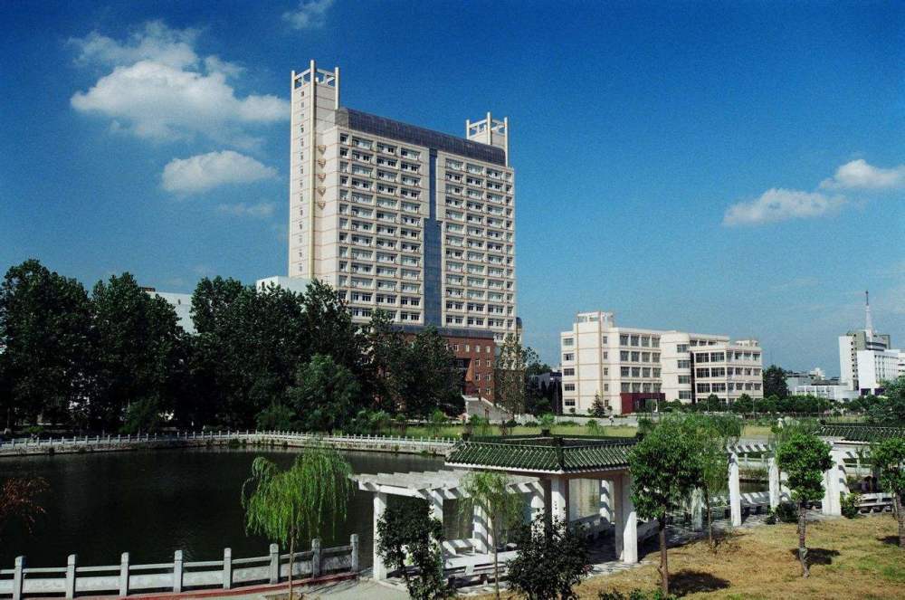 广东省的211大学，探索与启示